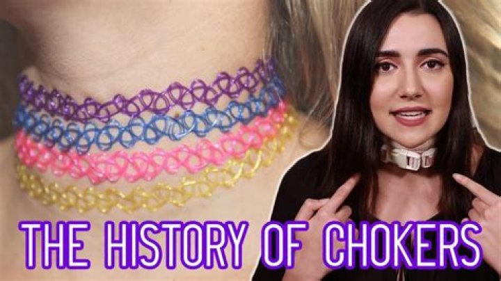 Are chokers still a thing?