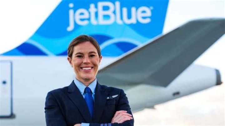 Are JetBlue flight attendants unionized?