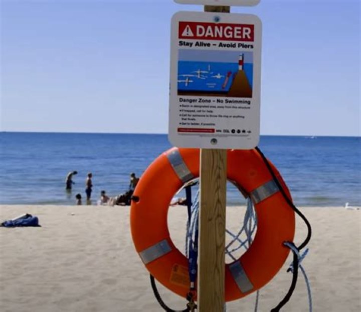 Are Michigan lakes safe to swim in?