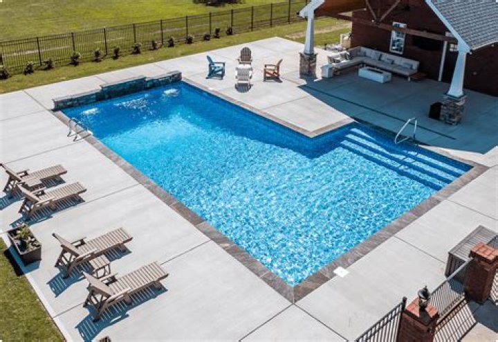 Are pool liners universal?