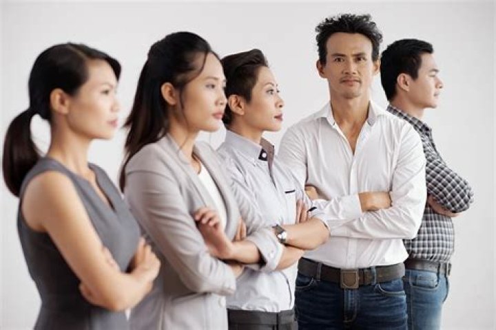 Can an LLC have stock?