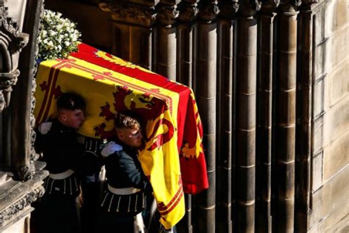 Can anyone have a flag on their coffin?