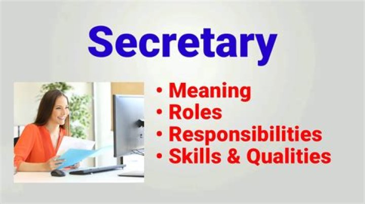 Can company secretary be appointed as director?