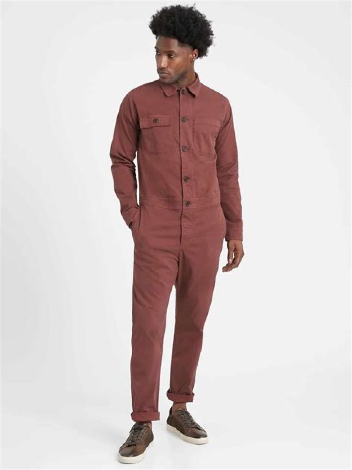 Can guys wear jumpsuits?