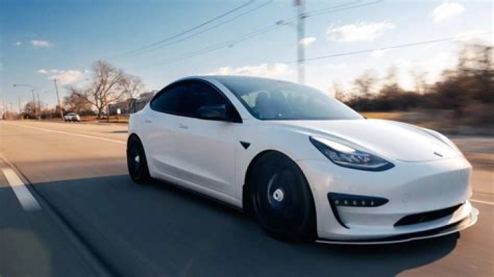 Can I drive a car without plates if I just bought it Colorado?