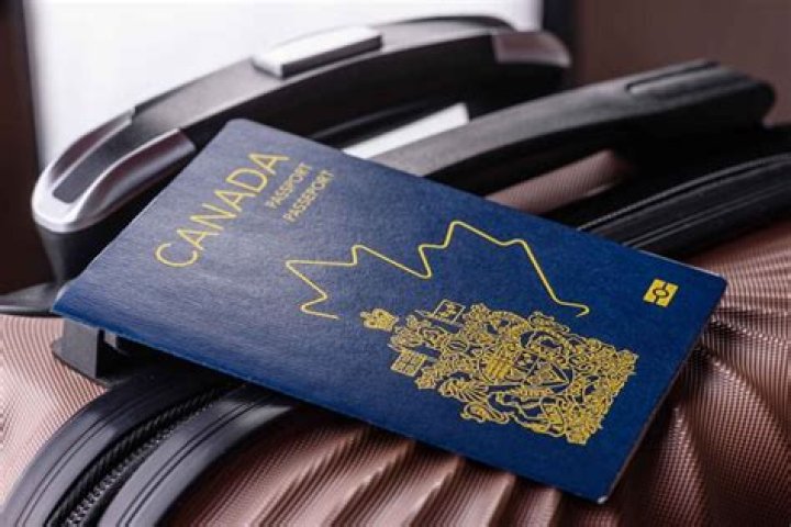 Can I travel to Canada with an expired Canadian passport?