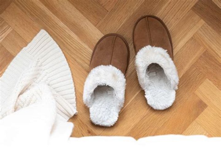 Can I wash my UGG slippers?