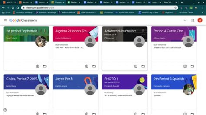 Can you color code assignments in Google Classroom?
