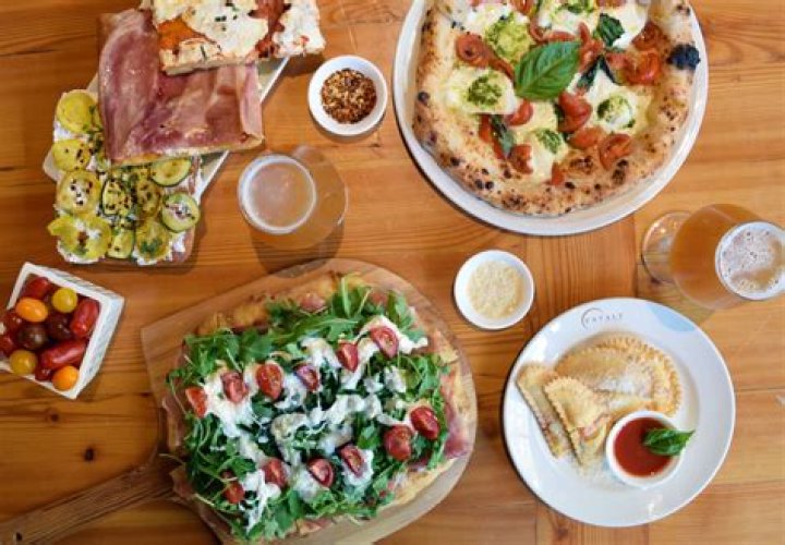 Can you eat at Eataly?