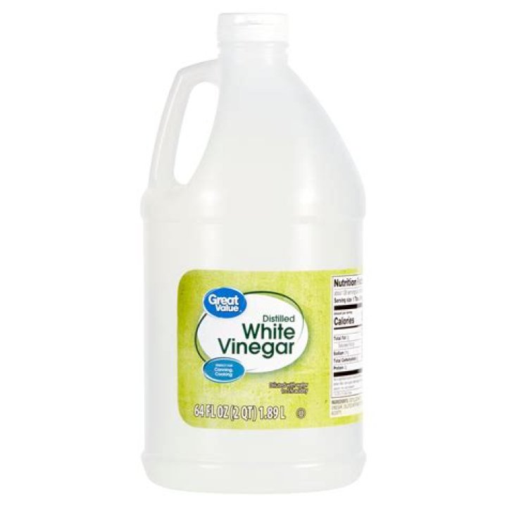 Can you eat distilled white vinegar?