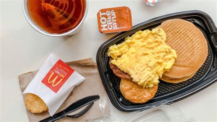 Can you get hotcakes all day at McDonalds?