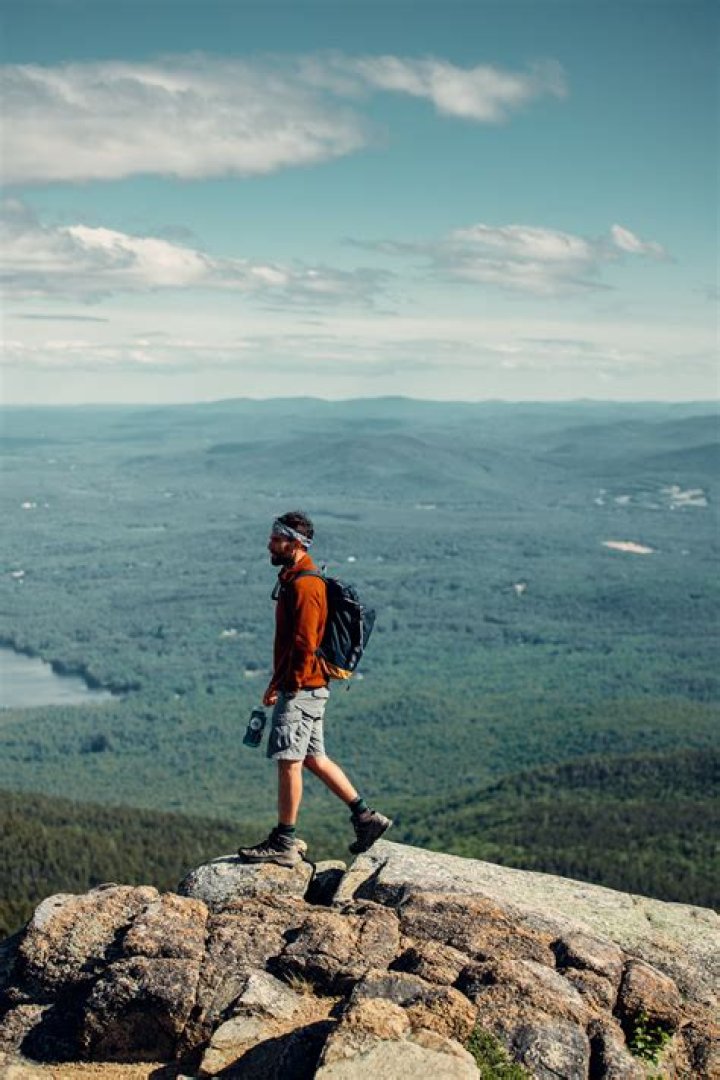 Can you hike the White Mountains in winter?