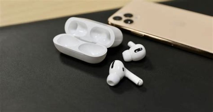 Can you skip tracks with AirPods pro?
