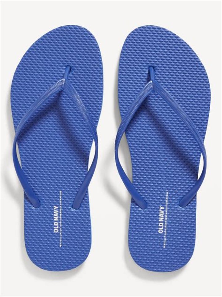 Can you wash Old Navy flip flops?