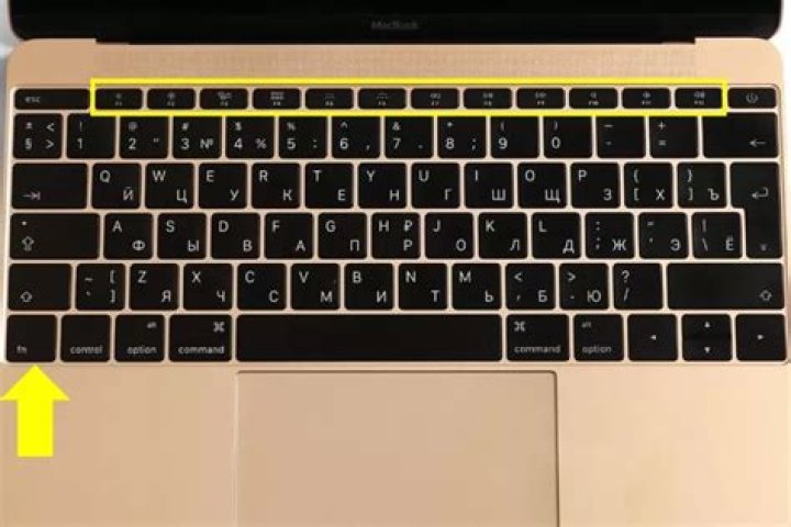 Comment faire 1 2 sur clavier Mac ?