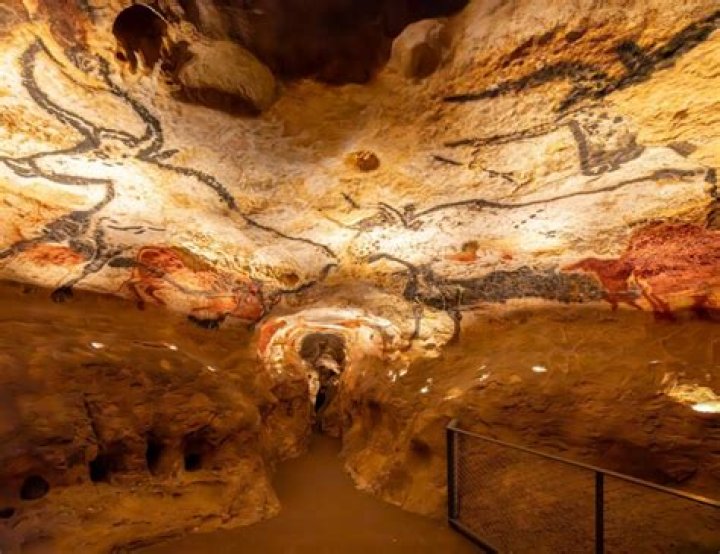 Comment visiter les grottes de Lascaux ?