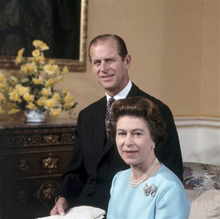 Did Conde marry Elizabeth?