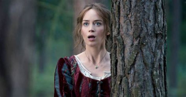 Did Emily Blunt sing in Into the Woods?