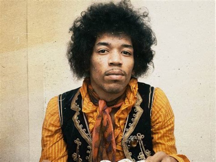 Did Jimi Hendrix wrote Hey Joe?