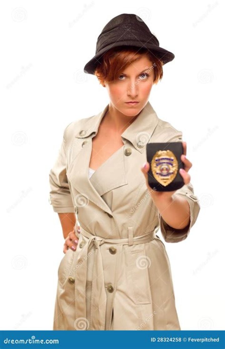 Do detectives wear trench coats?