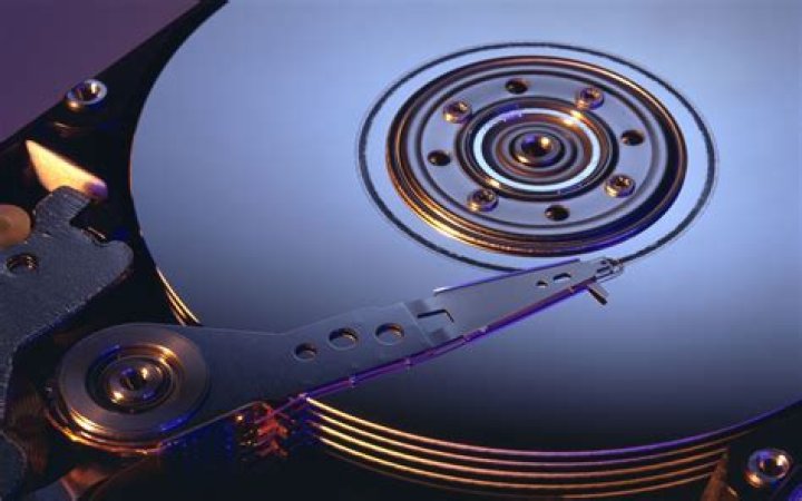 Do HDD need drivers?