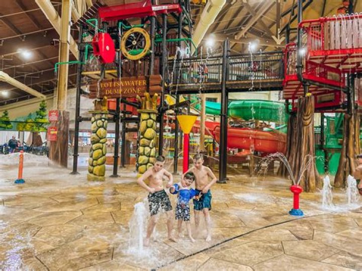 Do I need water shoes at Great Wolf Lodge?