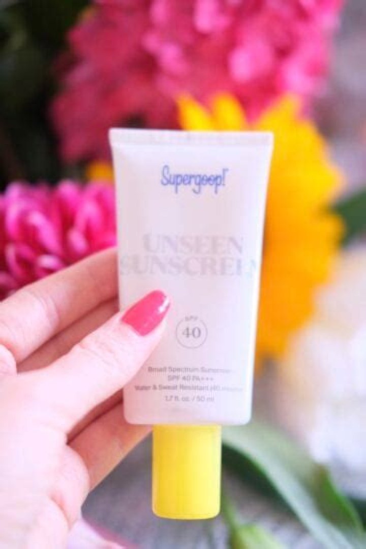 Do physical sunscreens clog pores?