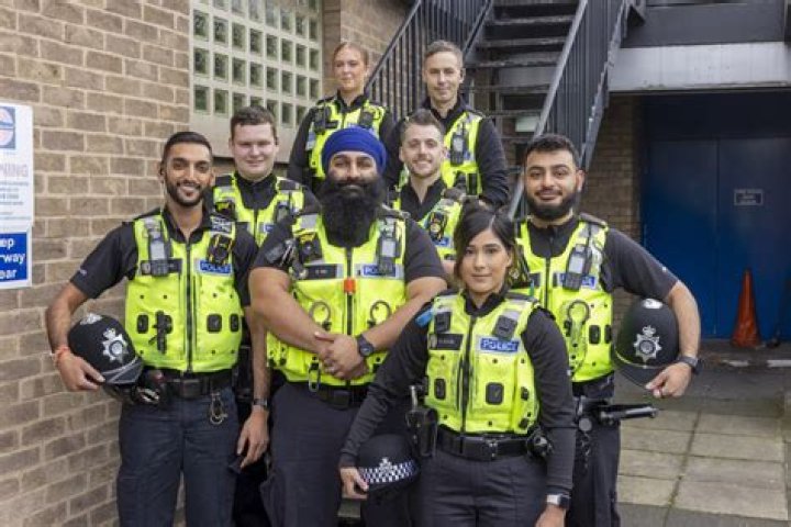 Do the police tell who called them UK?