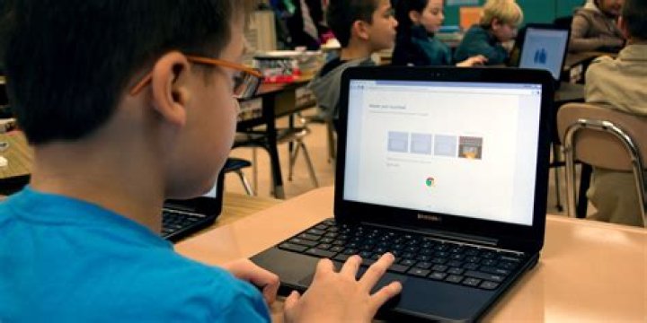 Do you need a Chromebook for Google classroom?