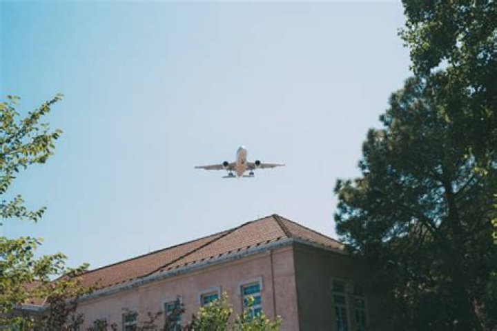 Do you own the airspace above your house UK?