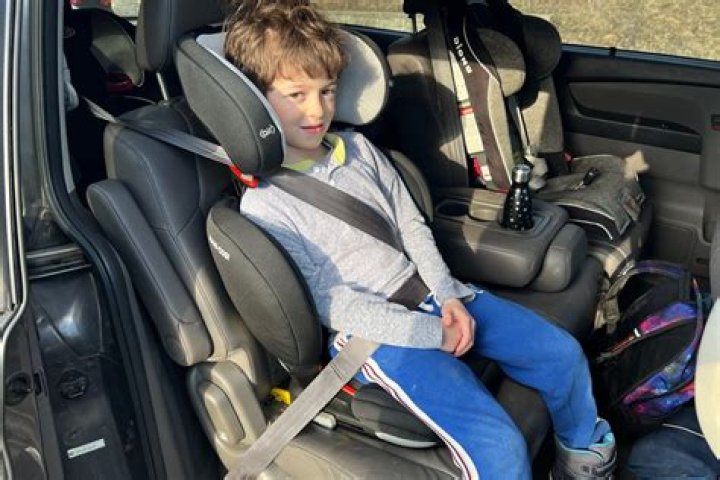 Does a 7 year old need a booster seat in New York?