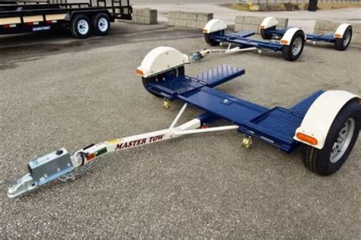 Does a tow dolly need a license plate in Virginia?