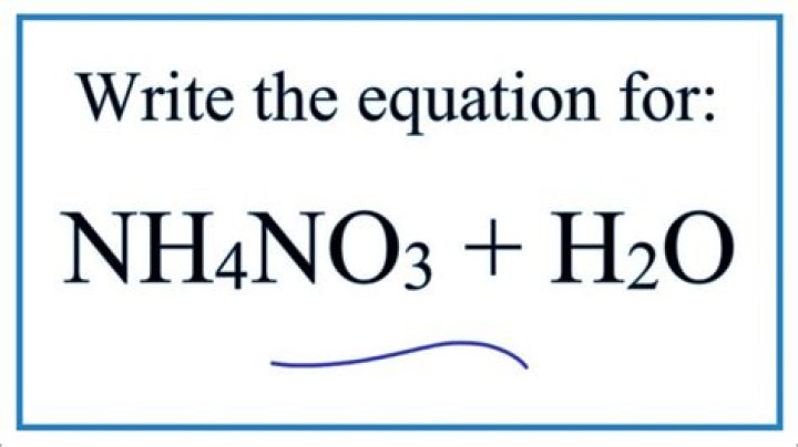 Does ammonium nitrate dissolve in water?