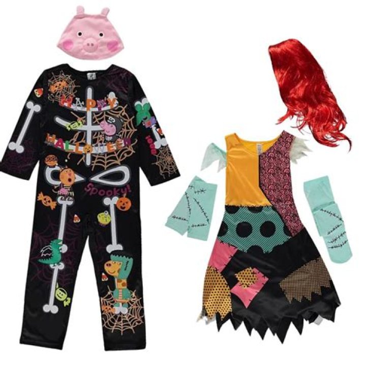 Does Asda sell Halloween costumes?