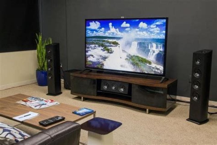 Does AV Receiver affect picture quality?