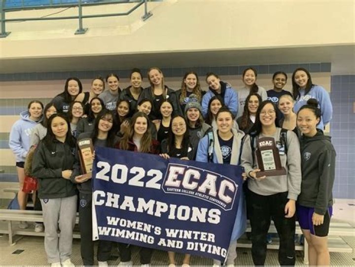 Does Barnard College have a swim team?