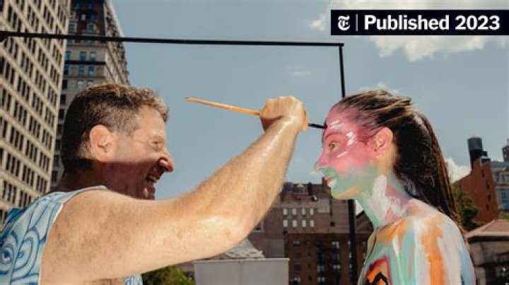 Does body paint work on canvas?