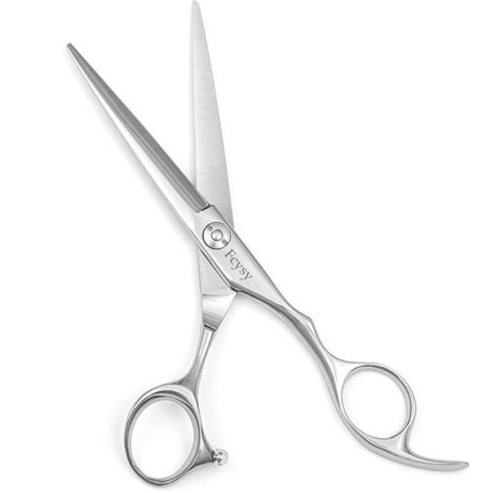 Does CVS sell hair cutting scissors?