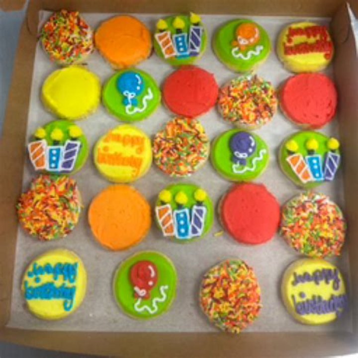 Does Eileen's Cookies ship?