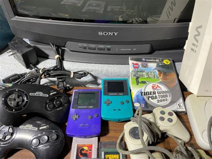 Does GameStop buy old game systems?