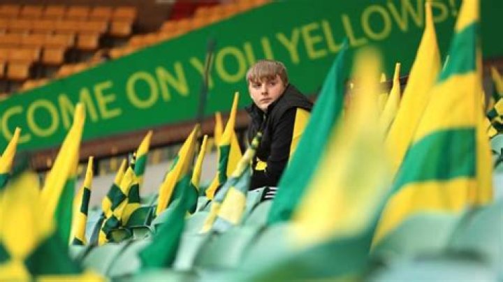 Does Hugh Jackman support Norwich?