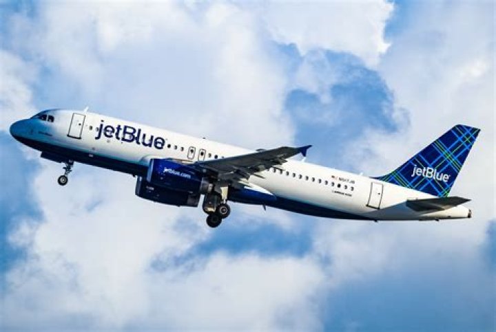 Does Jet Blue go to Hawaii?