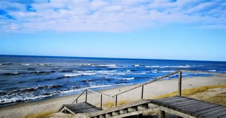 Does Lithuania have a beach?