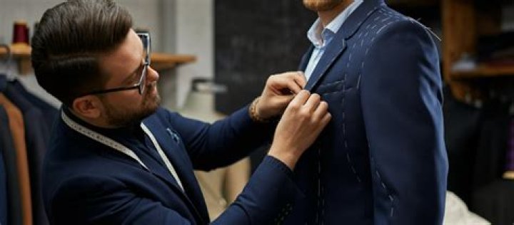 Does Men's Wearhouse do custom suits?