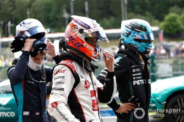 Does Mercedes own Williams racing?