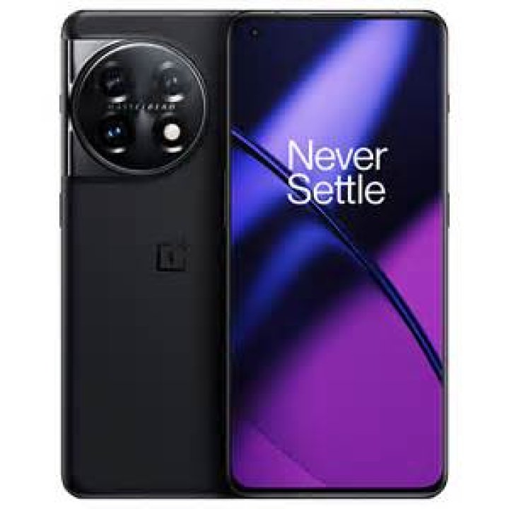 Does OnePlus 5 have Amoled display?