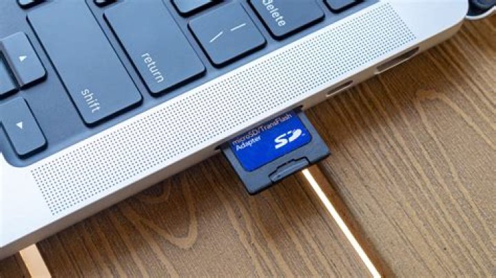 Does pixel 5 have SD card slot?