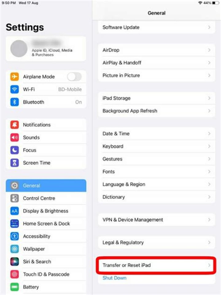 Does resetting iPad affect iPhone?
