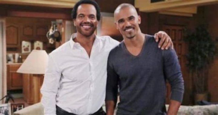 Does Shemar Moore have any brothers?