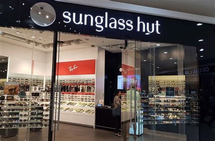 Does Sunglass Hut sell lenses?